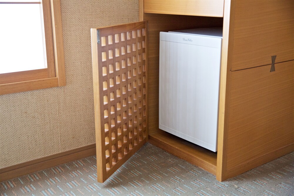 Mini-refrigerator, Hotel Niwa Tokyo