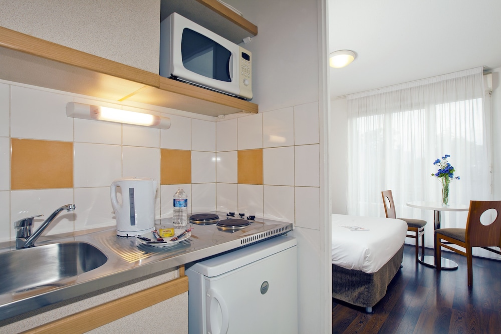 Kitchenette dans la chambre (Studio)