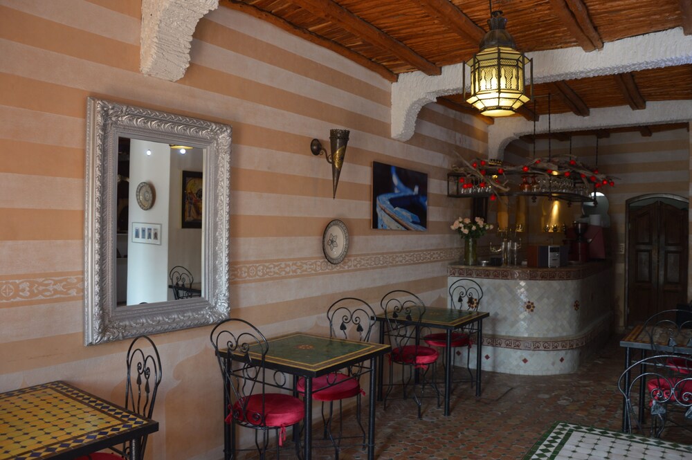Hotel Bar