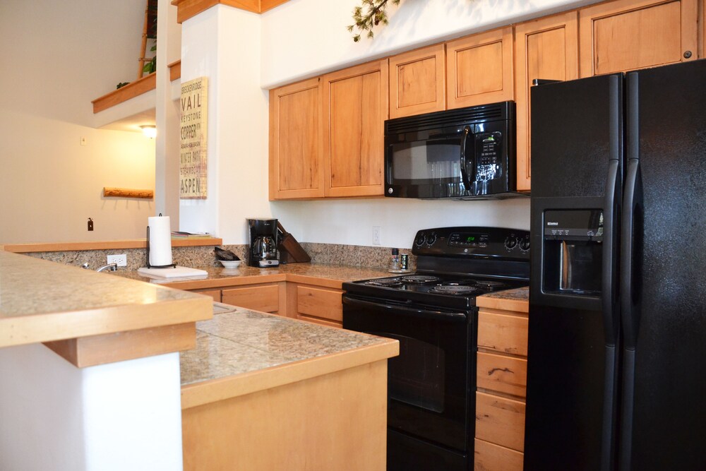Condo, 2 Bedrooms - In-Room Kitchen
