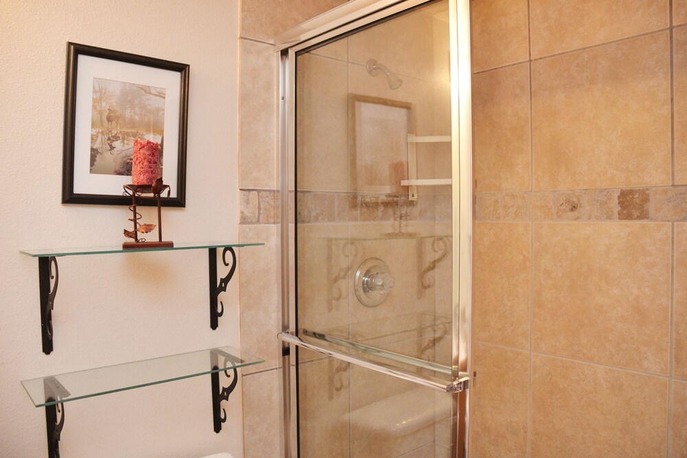 Condo, 3 Bedrooms - Bathroom