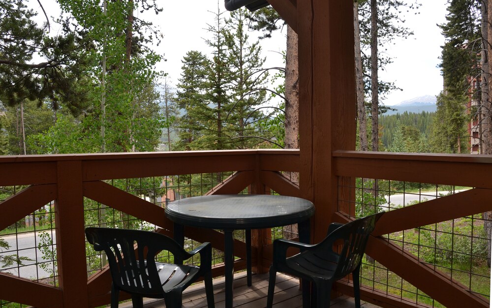 Condo, 2 Bedrooms - Balcony