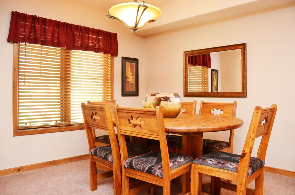 Condo, 2 Bedrooms - In-Room Dining