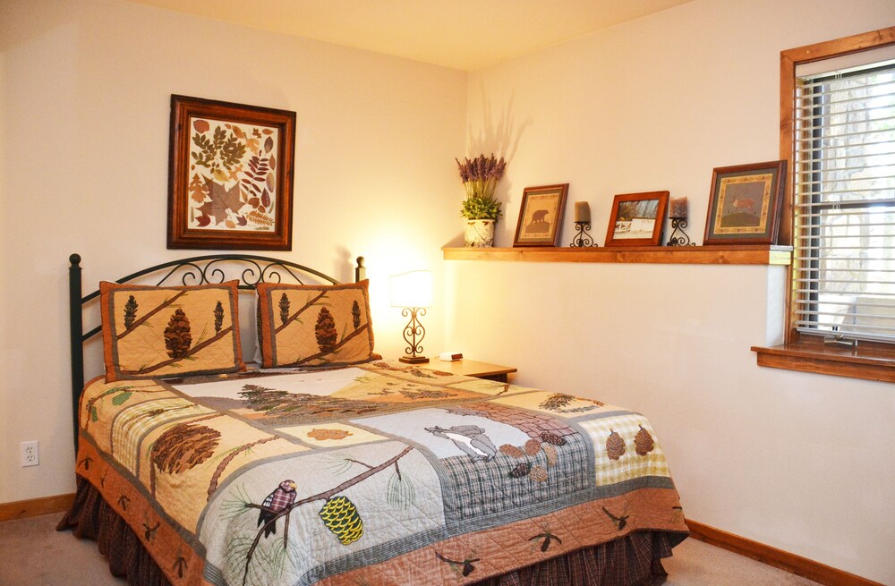 Condo, 2 Bedrooms - Guestroom