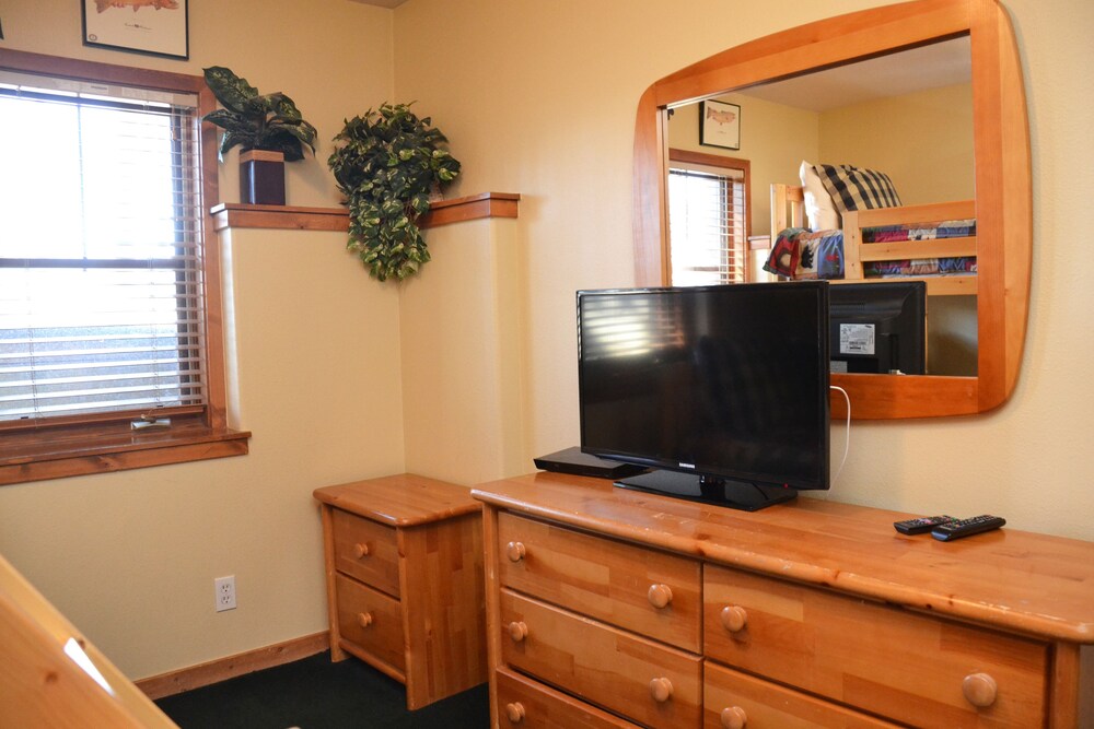 Condo, 2 Bedrooms - Guestroom