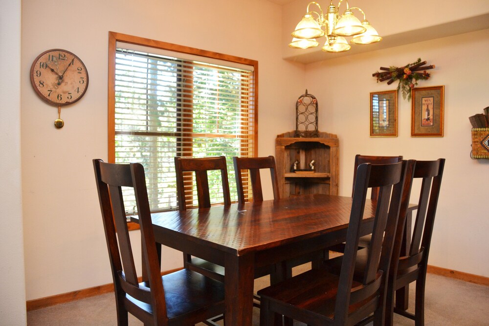 Condo, 2 Bedrooms - In-Room Dining
