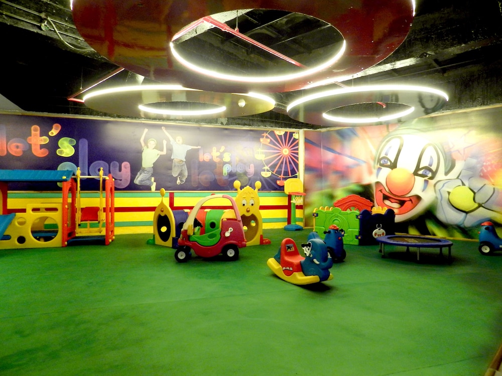 Childrens Play Area - Indoor