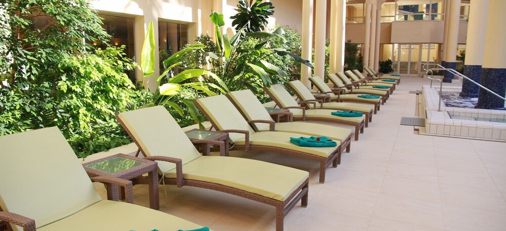 Sundeck