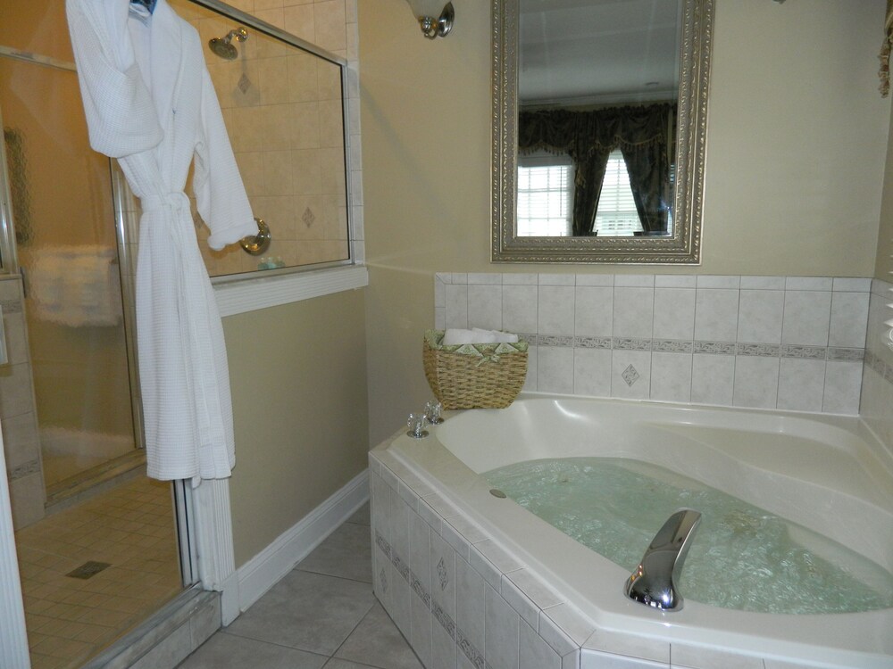 Jetted Tub