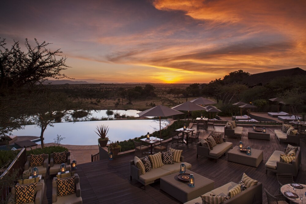 Poolside Bar