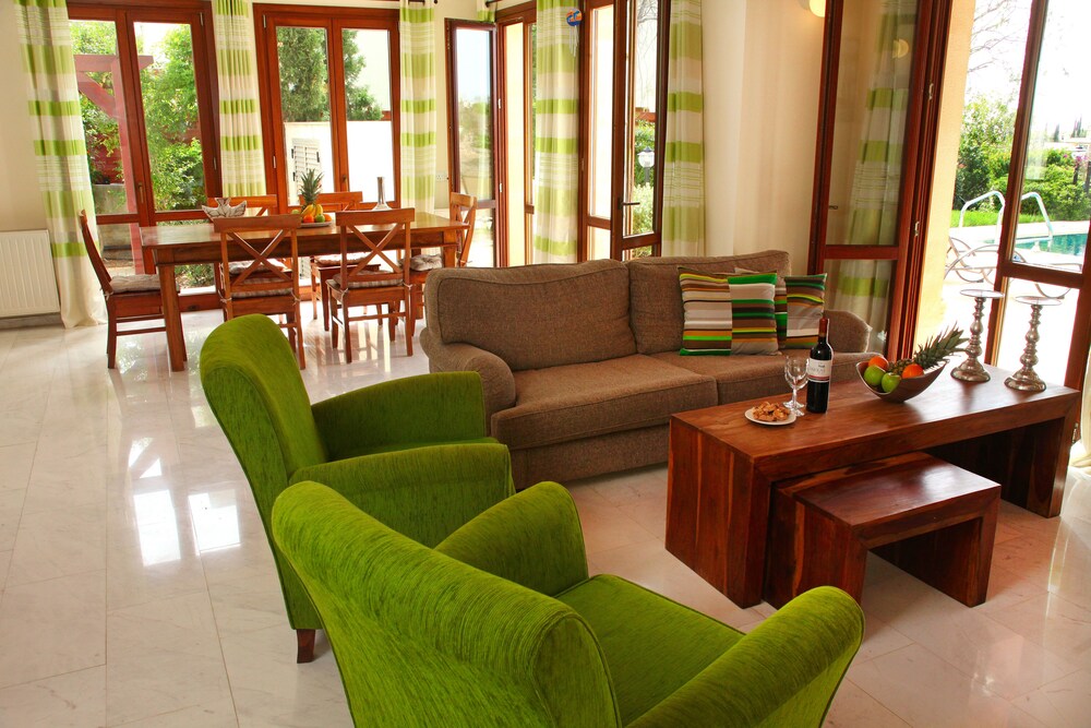 Superior Villa, 3 Bedrooms, Private Pool, Poolside - Living Area