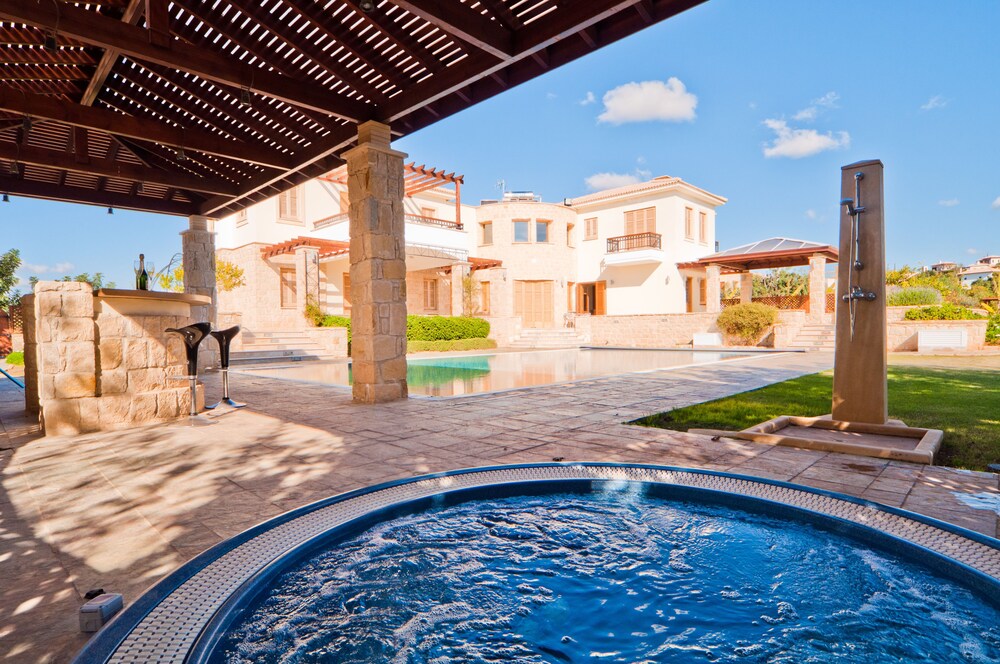 Villa, 5 Bedrooms (Elite Collection ) - Terrace/Patio