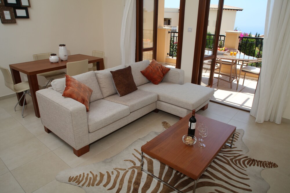 Apartment, 1 Bedroom - Living Area