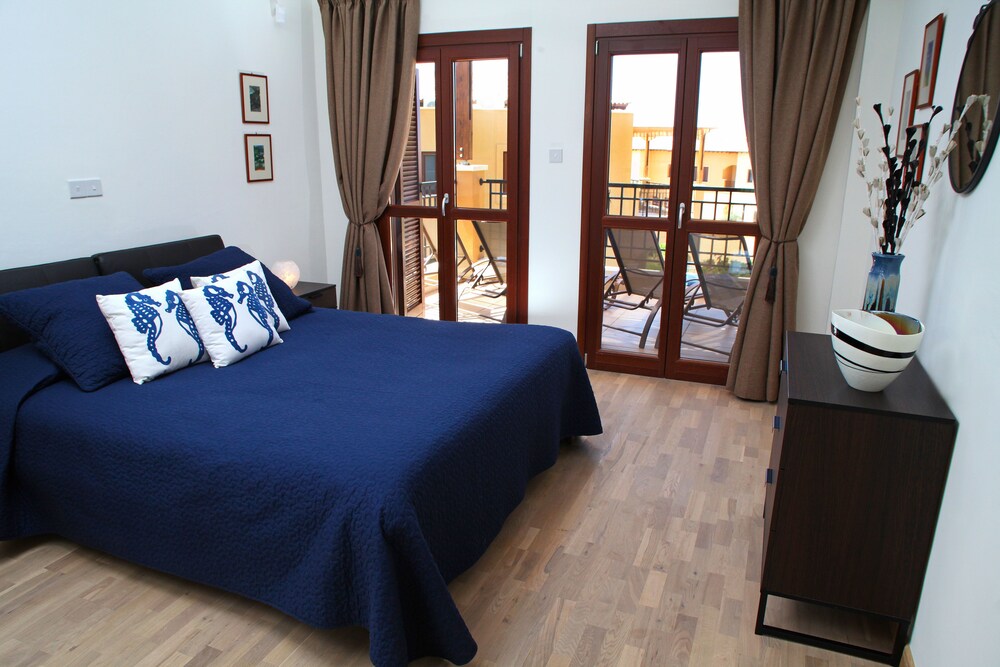 Apartment, 2 Bedrooms - Guestroom