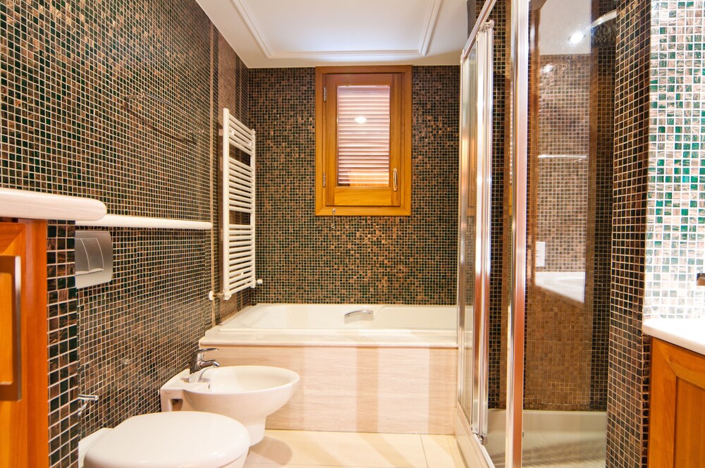 Villa, 5 Bedrooms (Elite Collection ) - Bathroom