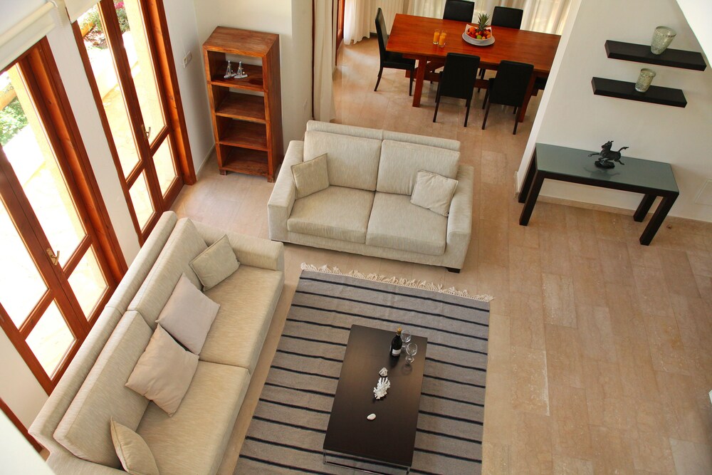Superior Villa, 3 Bedrooms, Private Pool, Poolside - Living Area