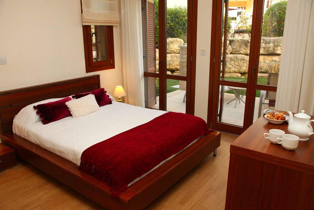 Apartment, 2 Bedrooms - Guestroom