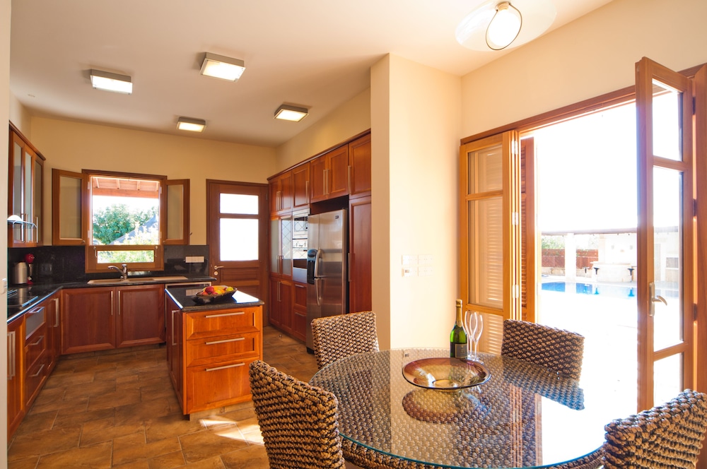 Villa, 5 Bedrooms (Elite Collection ) - Living Area