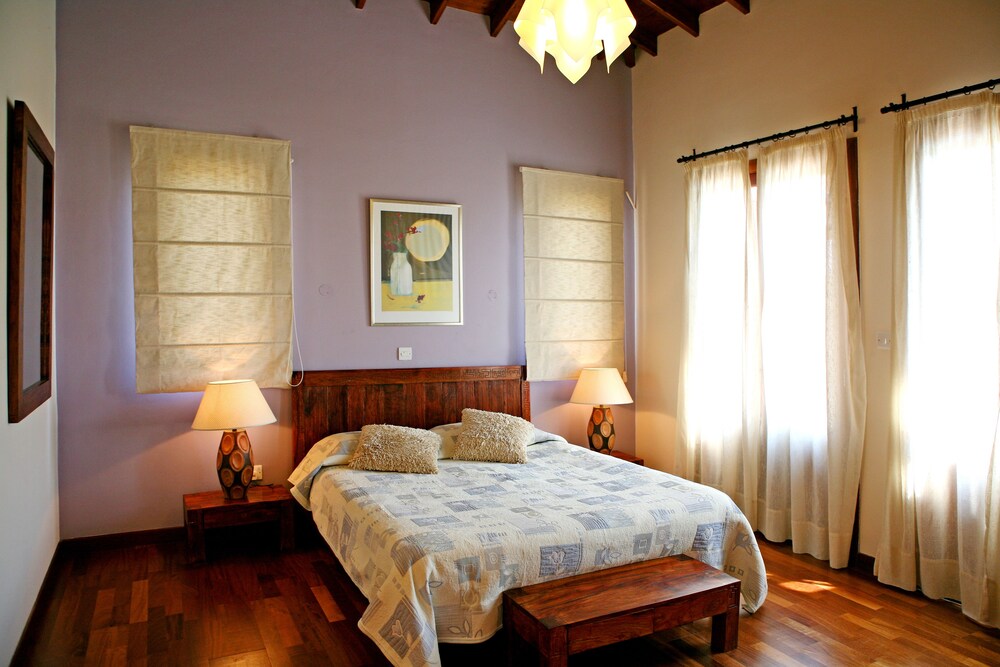 Superior Villa, 4 Bedrooms, Private Pool, Poolside - Guestroom