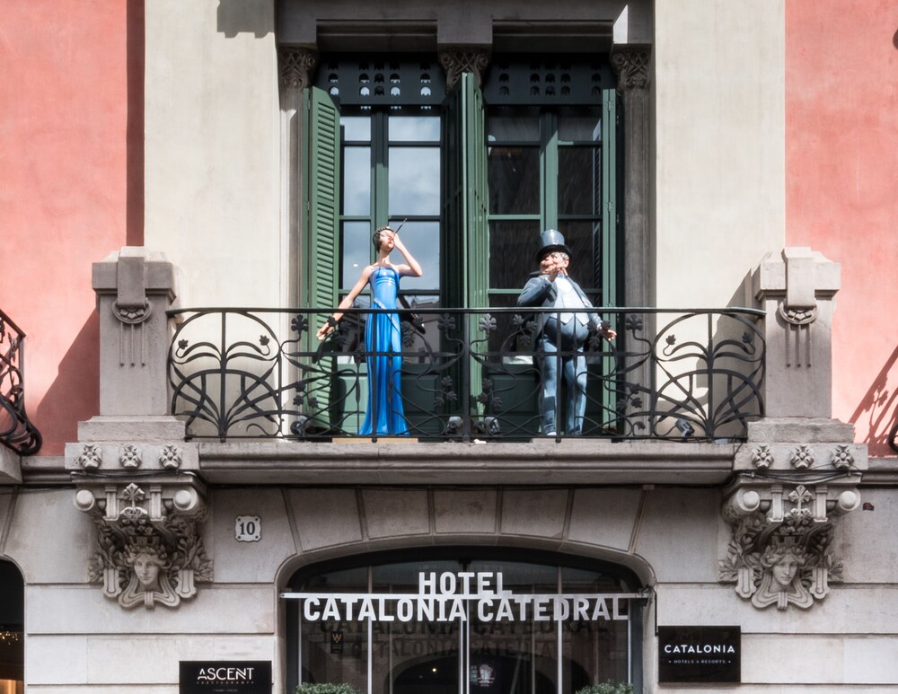 Fachada del hotel