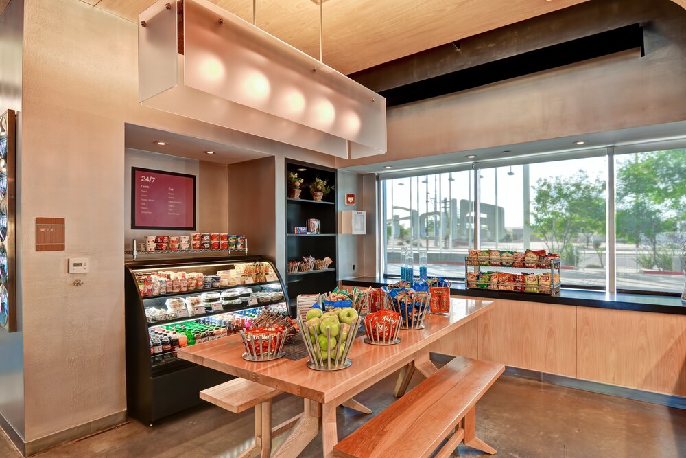 Snack Bar