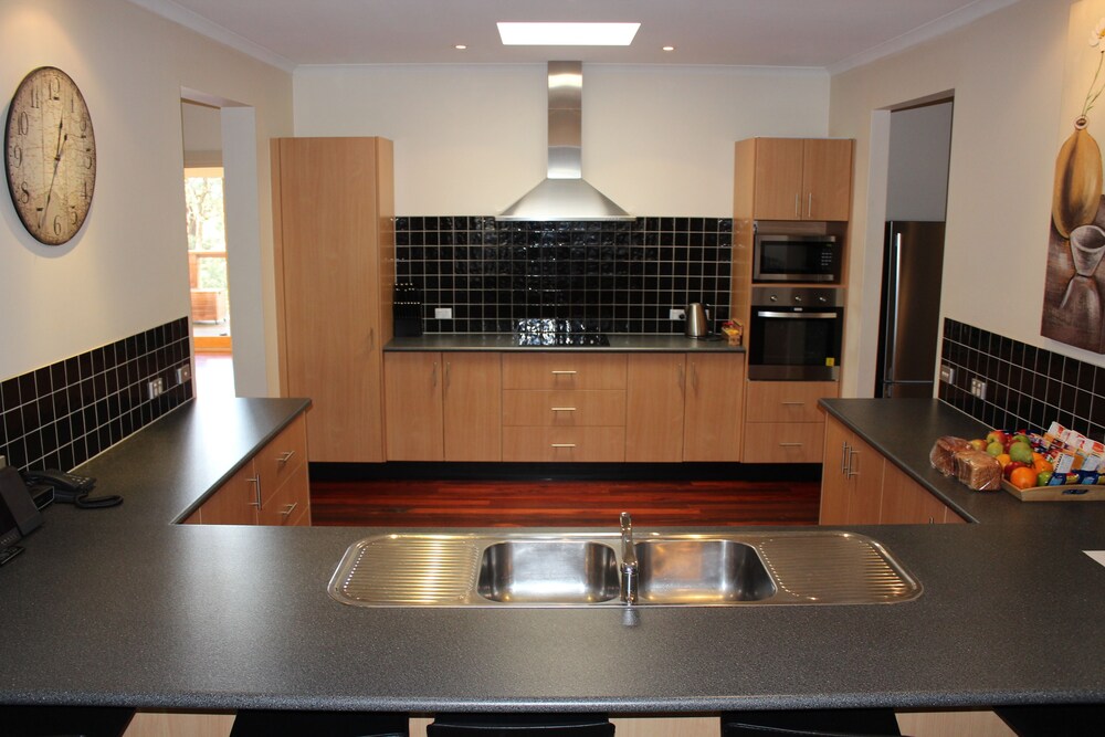 Four Bedroom - Guestroom
