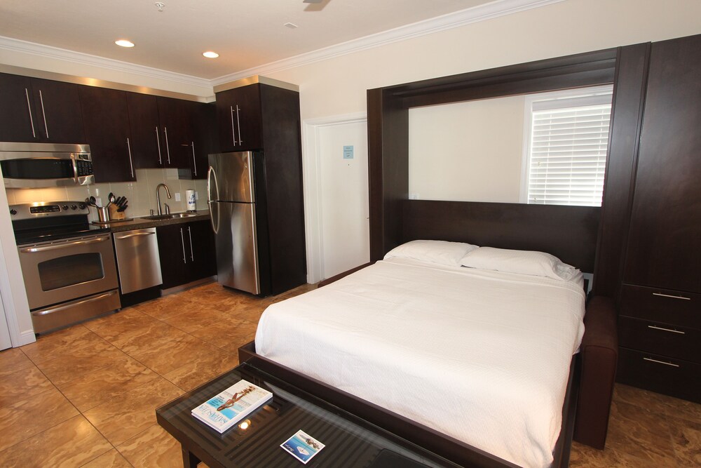 Studio Suite - Guestroom