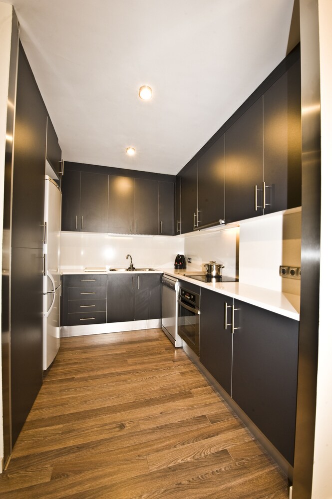 Apartment, 3 Bedrooms - In-Room Kitchen