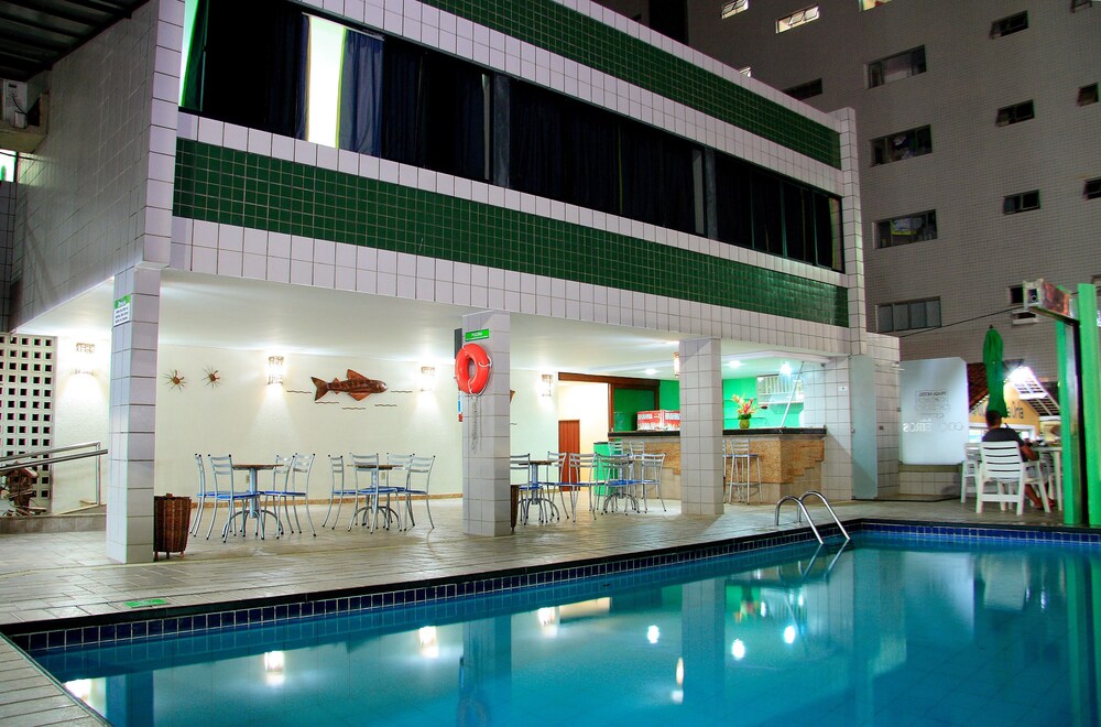 Poolside Bar