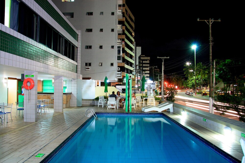 Poolside Bar