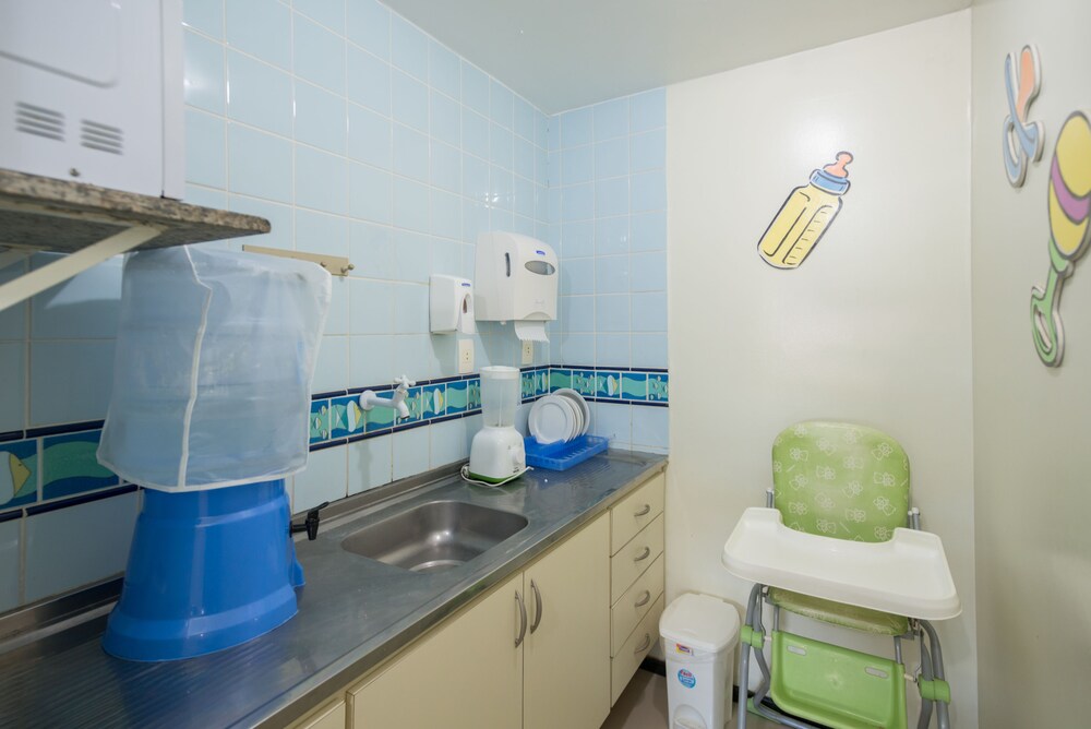 In-Room Kitchenette