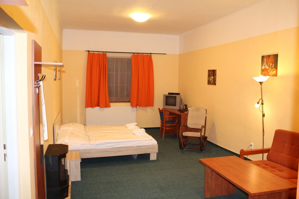 Guestroom
