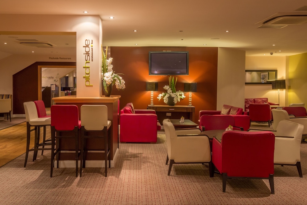 Hotel Bar