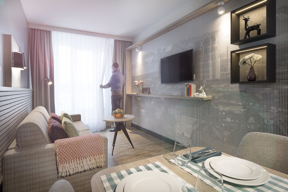 Executive Apartment, 1 Bedroom, Kitchen - Living Room