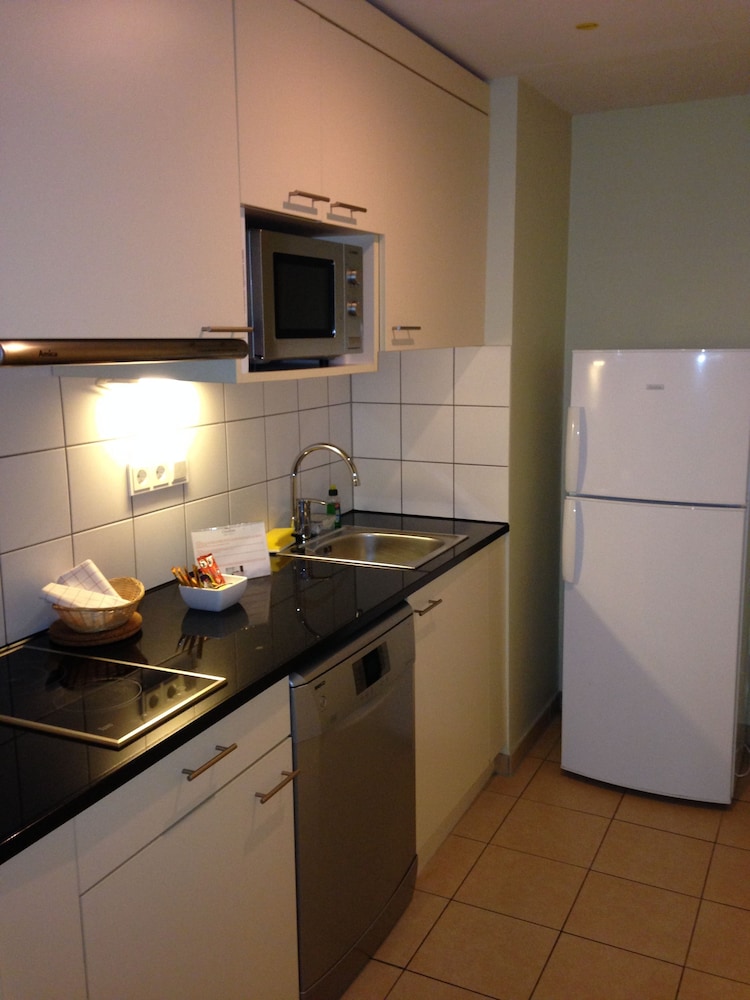 Kochnische im Zimmer (Apartment, 1 Schlafzimmer, Küche)
