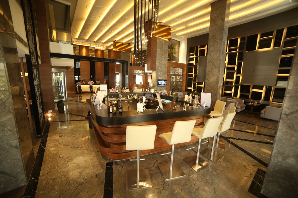 Hotel Bar
