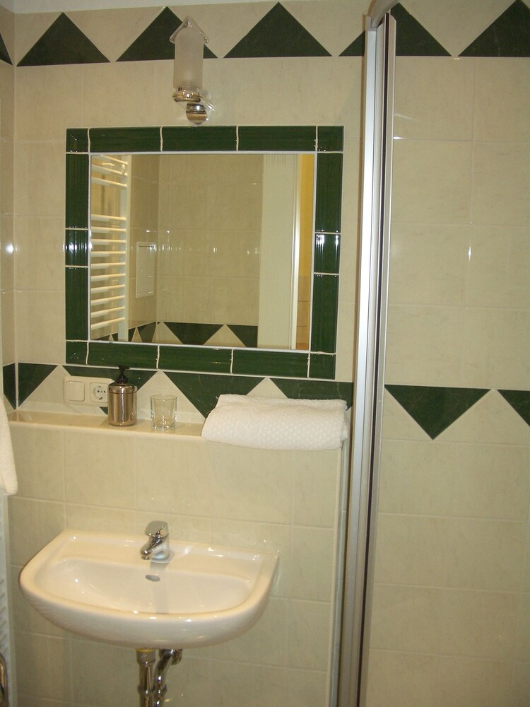 Double Room, Kitchen - Bathroom