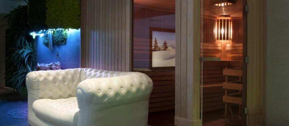 Spa Reception