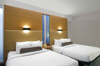 Room, 2 Queen Beds (Golf)