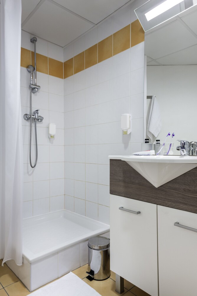 Studio (for 2 people ) - Bathroom