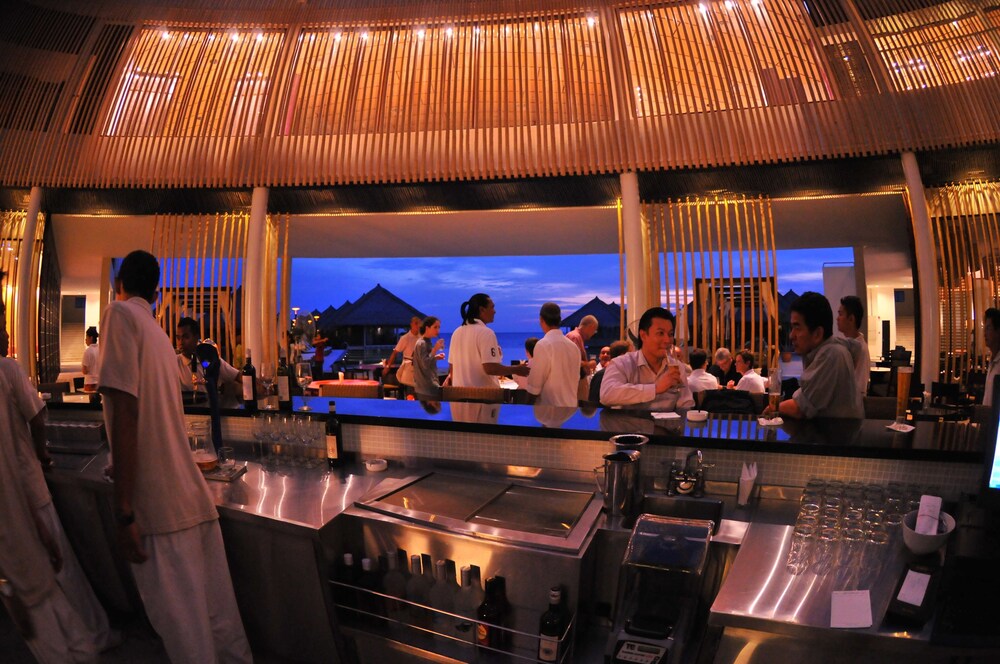 Hotel Bar