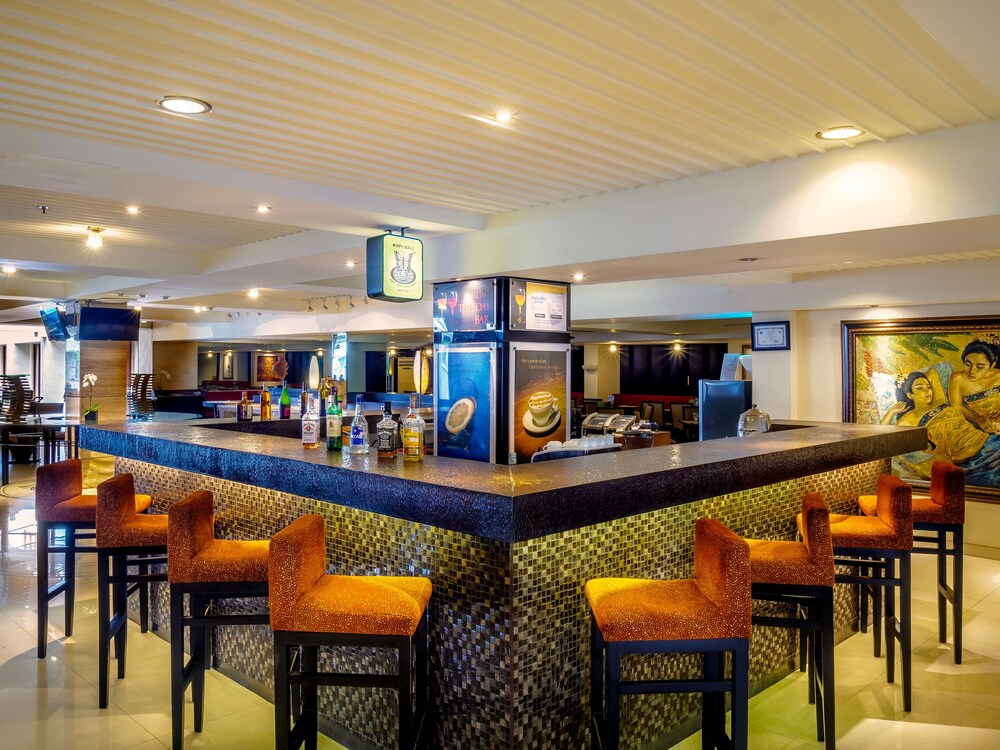 Hotel Bar
