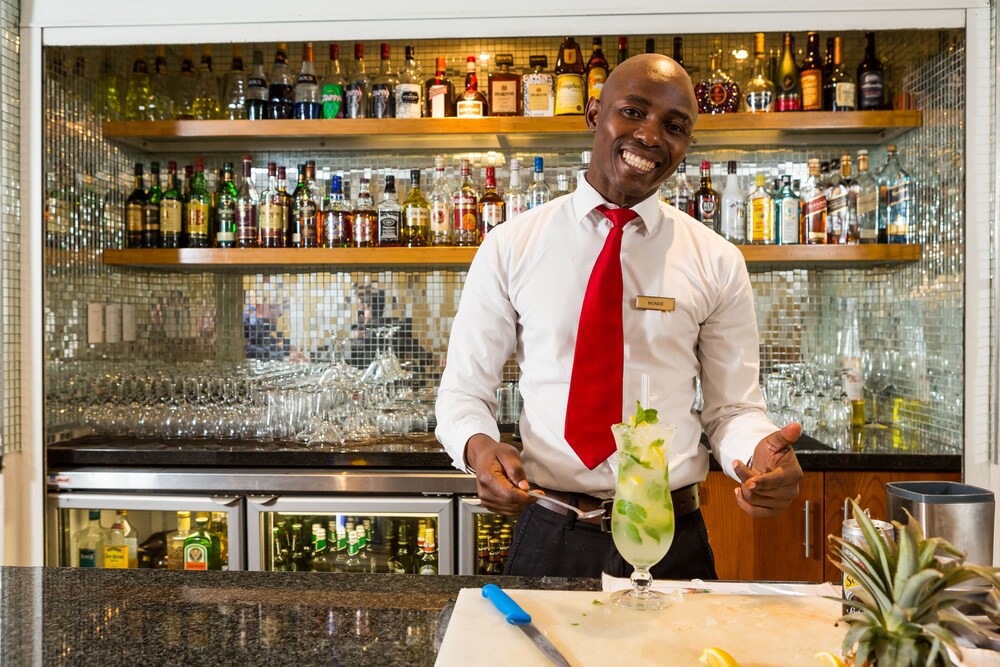 Hotel Bar