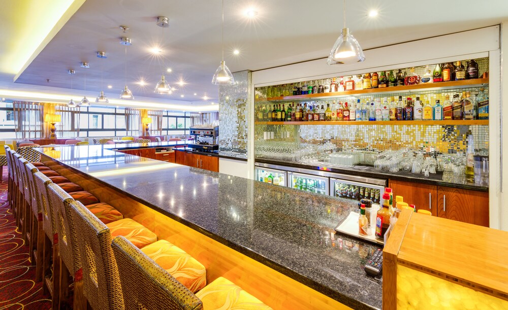 Hotel Bar