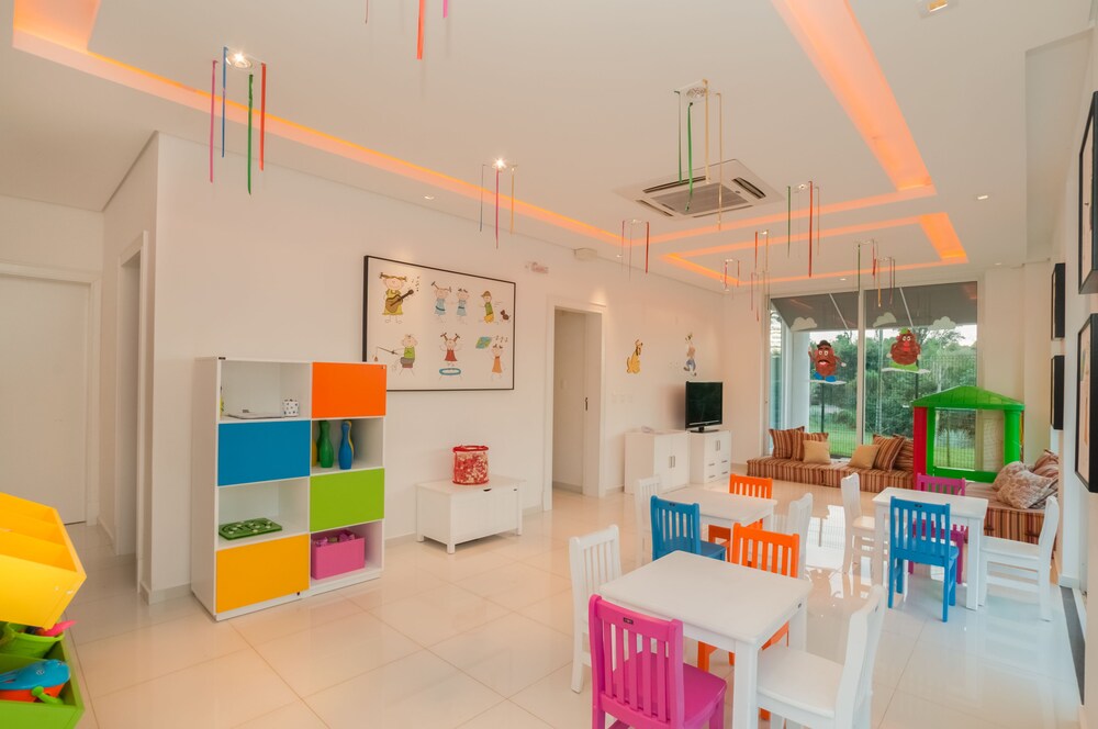 Childrens Play Area - Indoor