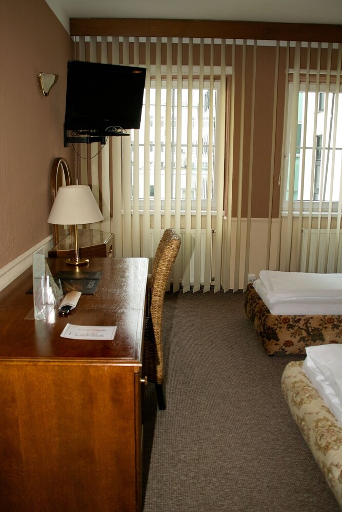 In-Room Business Center