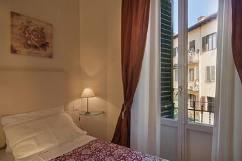 Bed & Bed Cassia