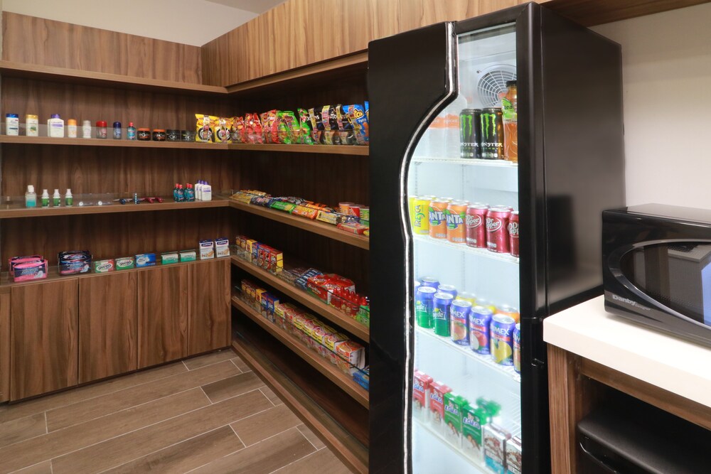 Snack Bar