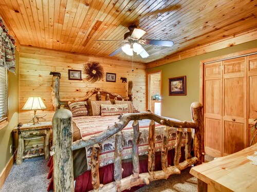 Amazing Grace is a spacious and luxurious chalet.