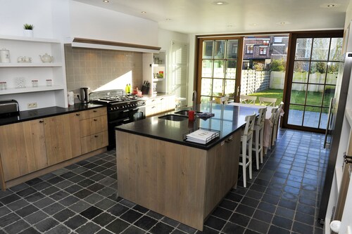 Beautifully renovated Bruges house in perfect location.